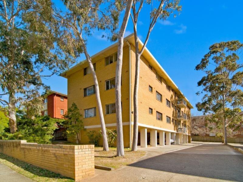 9/10 Harvard Street, Gladesville Sold by Cassidy Real Estate - image 1