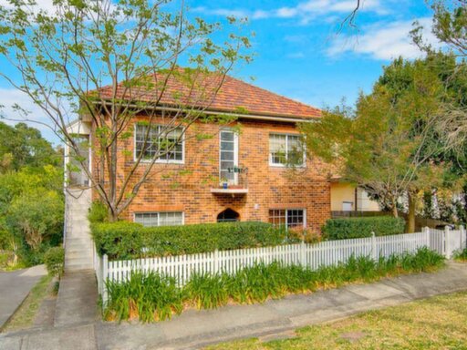 4/10 Auburn Street, Hunters Hill Sold by Cassidy Real Estate