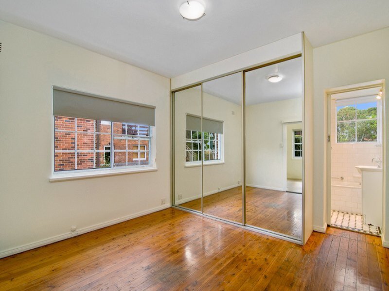 4/10 Auburn Street, Hunters Hill Sold by Cassidy Real Estate - image 1