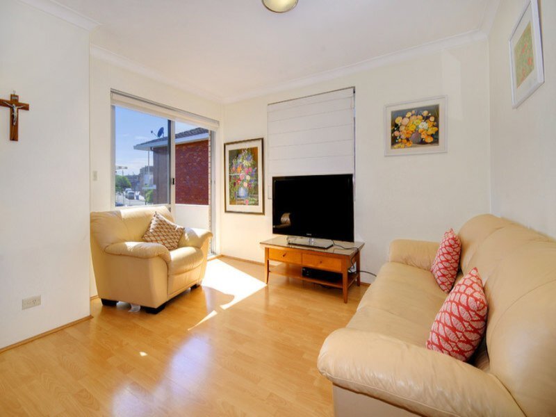 8/6 Coulter Street, Gladesville Sold by Cassidy Real Estate - image 1