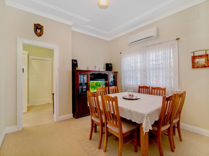 30 Champion Road, Tennyson Point Sold by Cassidy Real Estate - image 1