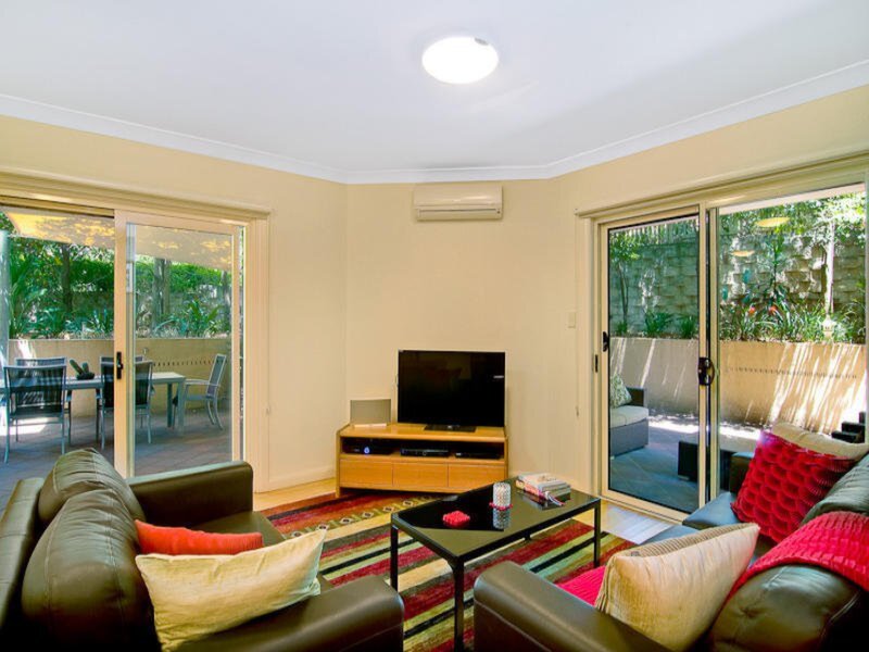 5/3 Fig Tree Avenue, Abbotsford Sold by Cassidy Real Estate - image 1