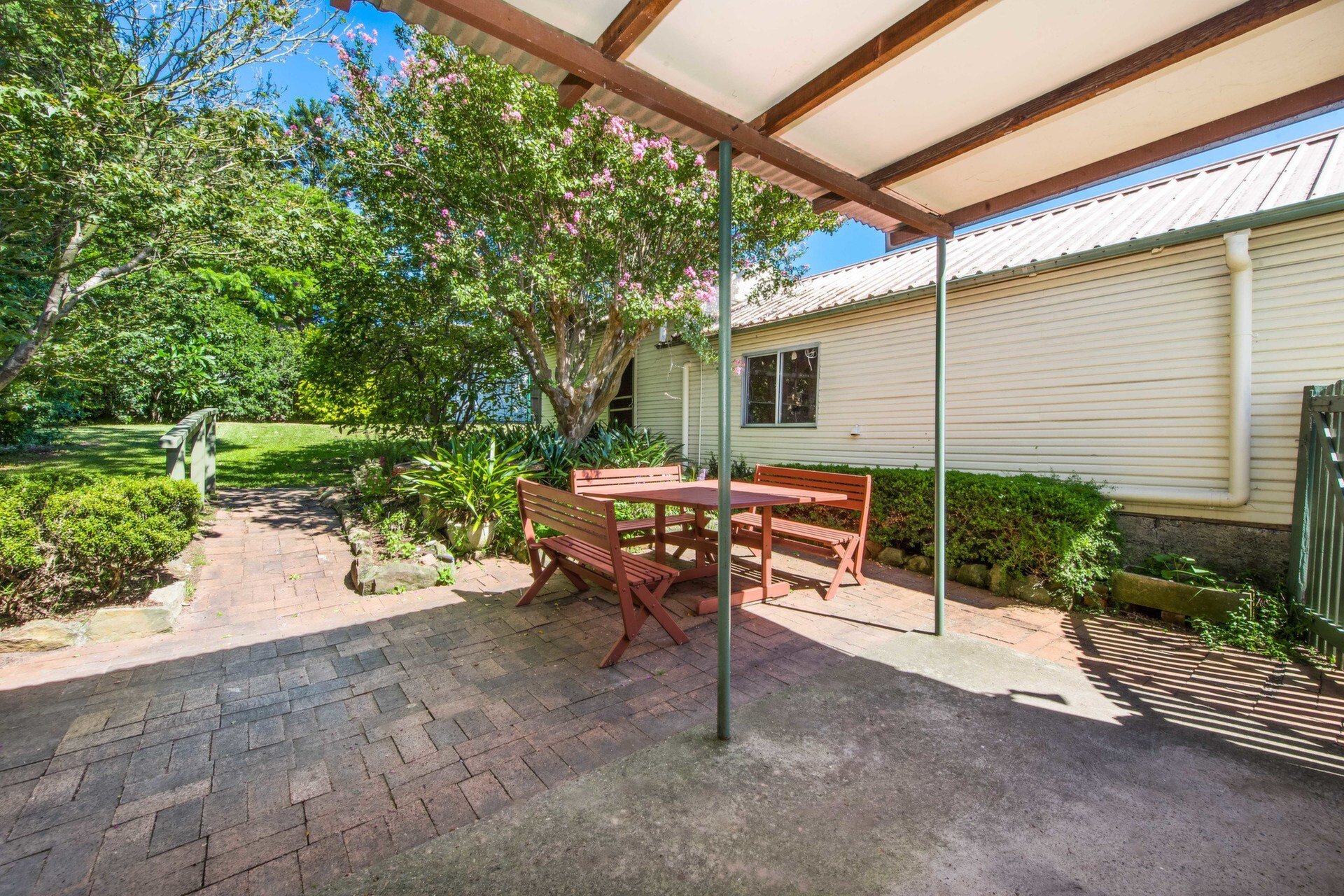 172 Morrison Road, Putney Sold by Cassidy Real Estate - image 1