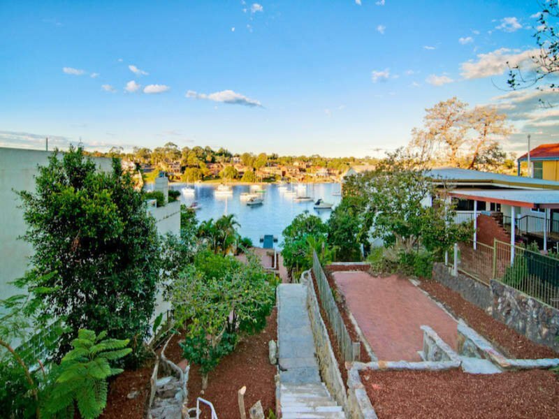 12 McGowan Street, Putney Sold by Cassidy Real Estate - image 1