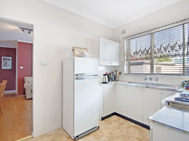 2/4 Batemans Road, Gladesville Sold by Cassidy Real Estate - image 1