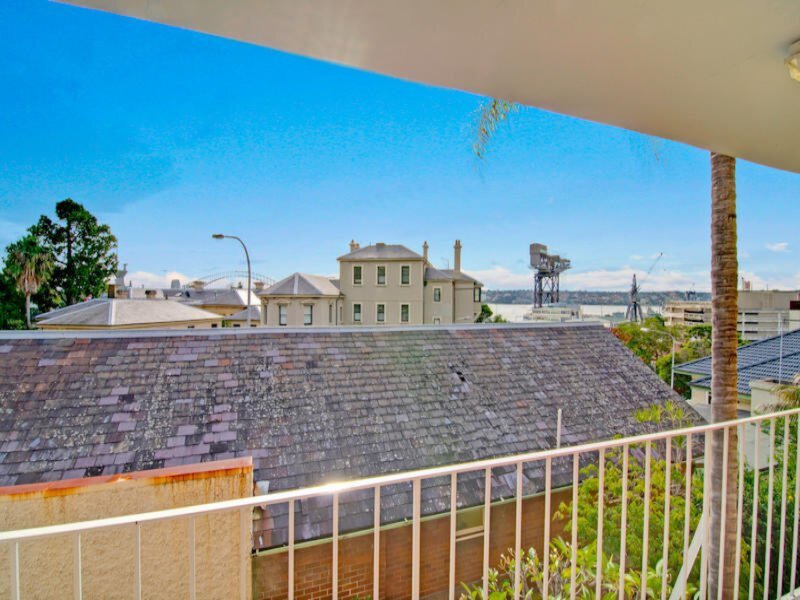 12/8 Wylde Street, Potts Point Sold by Cassidy Real Estate - image 1