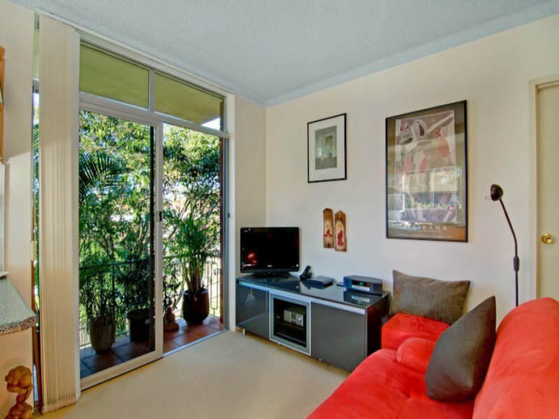 15/9-11 Harvard Street, Gladesville Sold by Cassidy Real Estate - image 1
