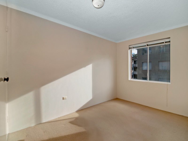 2/20 Meadow Crescent, Meadowbank Sold by Cassidy Real Estate - image 1