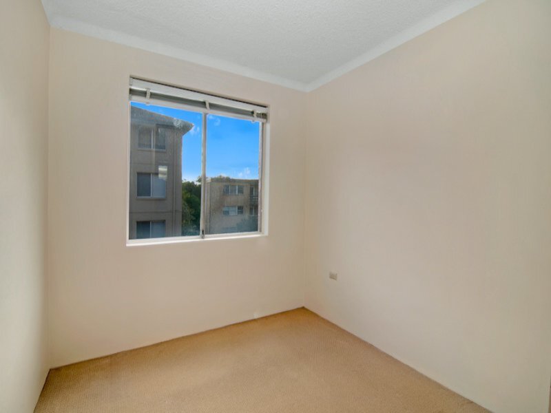 2/20 Meadow Crescent, Meadowbank Sold by Cassidy Real Estate - image 1