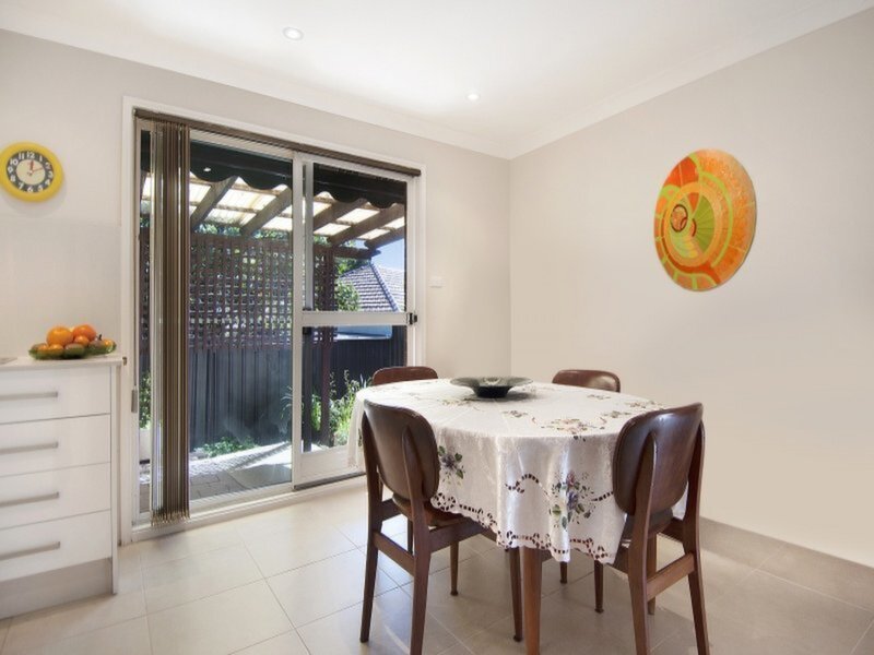 6/24-28 Cressy Road, Ryde Sold by Cassidy Real Estate - image 1