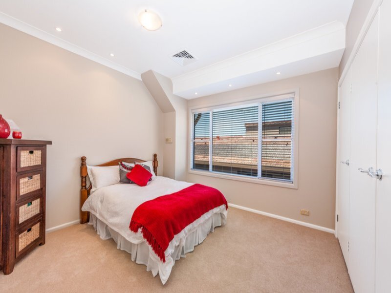 5 Dyson Street, Putney Sold by Cassidy Real Estate - image 1