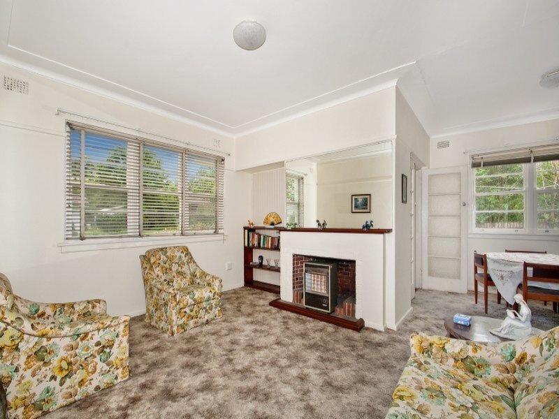 10 Richmond Street, Denistone East Sold by Cassidy Real Estate - image 1