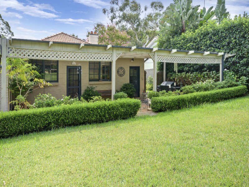 5 Manning Road, Hunters Hill Sold by Cassidy Real Estate - image 1