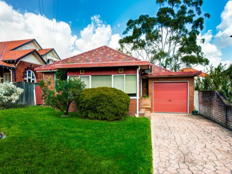 5 Riverview Street, Chiswick Sold by Cassidy Real Estate - image 1