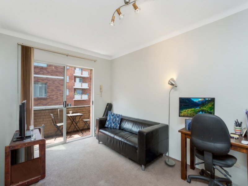 7/45 Meadow Crescent, Meadowbank Sold by Cassidy Real Estate - image 1