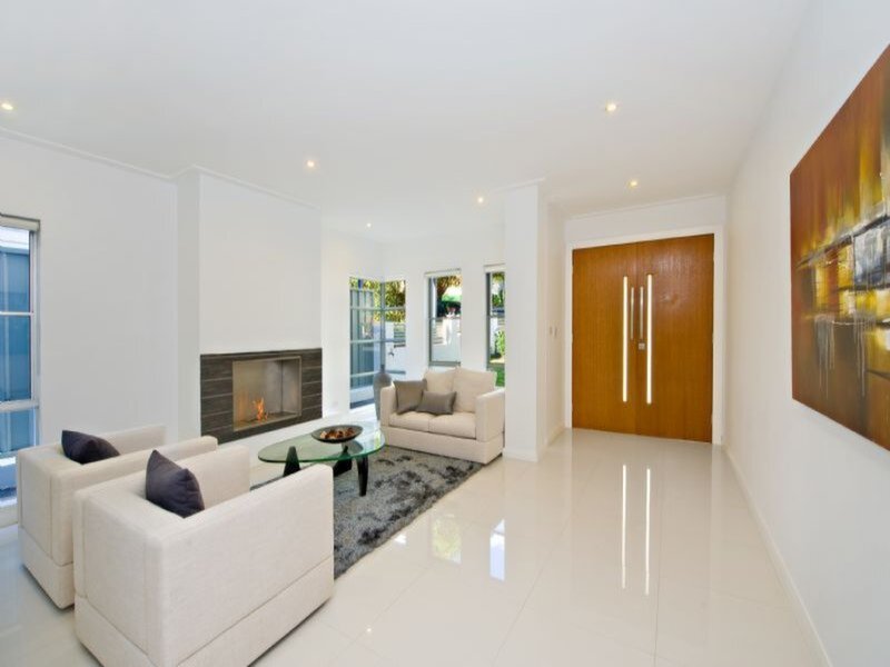 39 Douglas Street, Putney Sold by Cassidy Real Estate - image 1