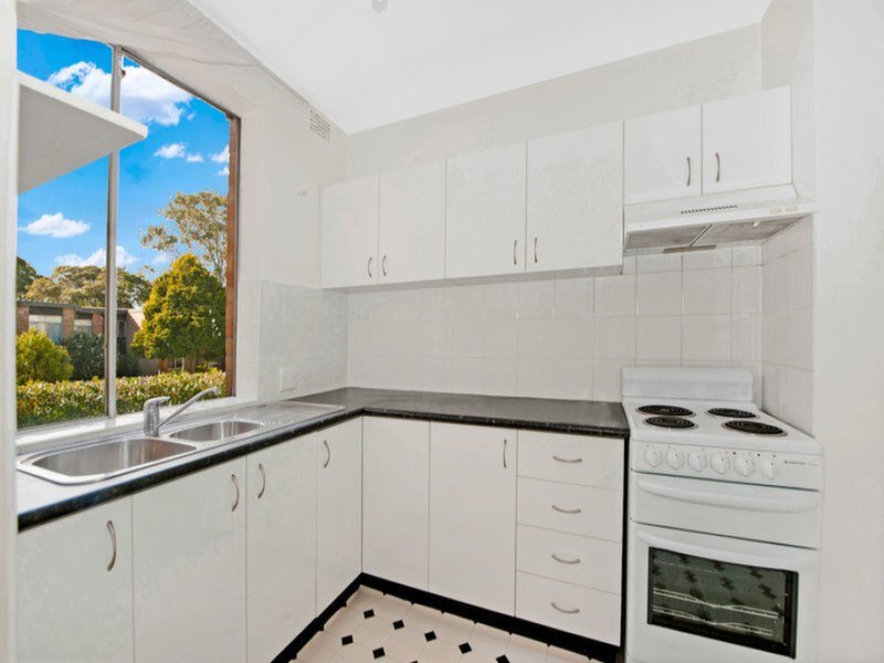 24/10 Mount Street, Hunters Hill Sold by Cassidy Real Estate - image 1