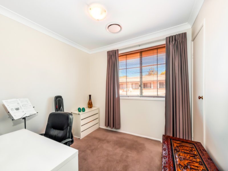 4/130 Reservoir Road, Blacktown Sold by Cassidy Real Estate - image 1