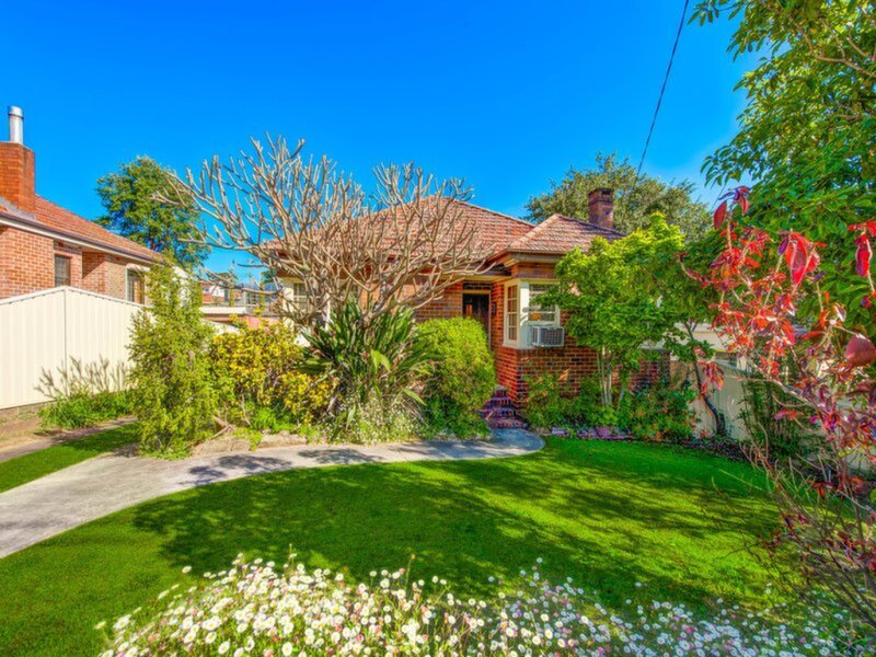 6 Murray Street, West Ryde Sold by Cassidy Real Estate - image 1