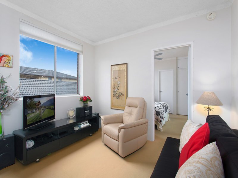 5/19 Meriton Street, Gladesville Sold by Cassidy Real Estate - image 1