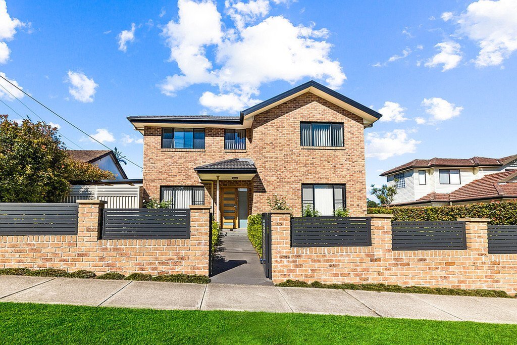 1/39 Wharf Road, Melrose Park Sold by Cassidy Real Estate - image 1