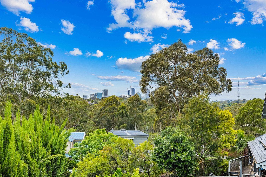 10 Fairyland Avenue, Chatswood West Sold by Cassidy Real Estate - image 1