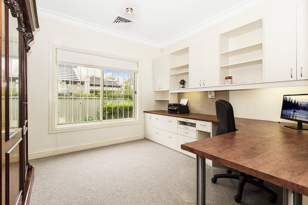 28 Pellisier Road, Putney Sold by Cassidy Real Estate - image 1