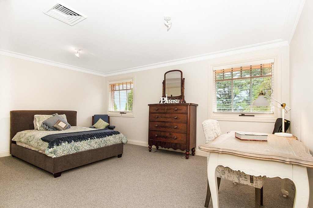 28 Pellisier Road, Putney Sold by Cassidy Real Estate - image 1