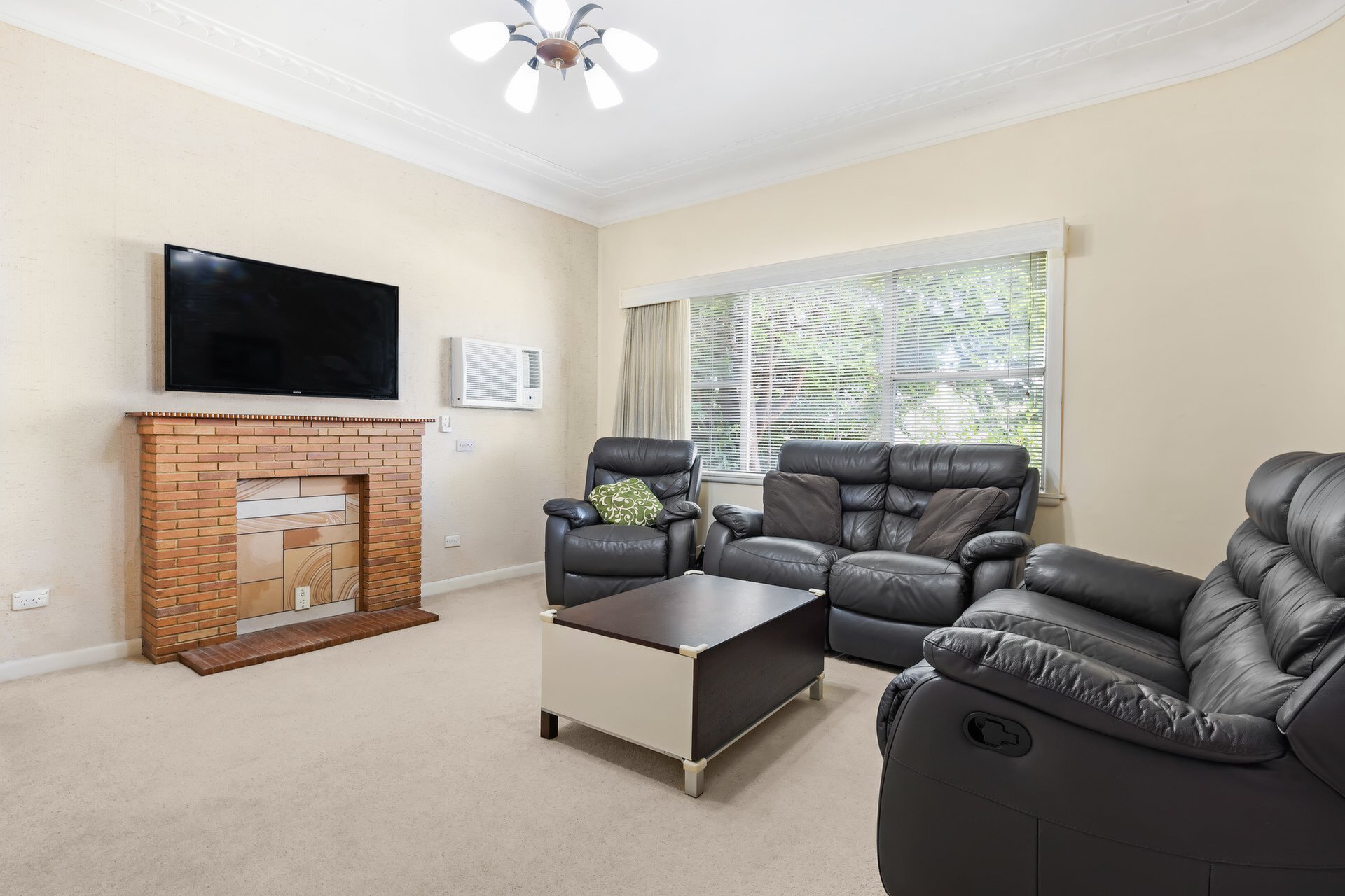 81 Champion Road, Tennyson Point Sold by Cassidy Real Estate - image 1