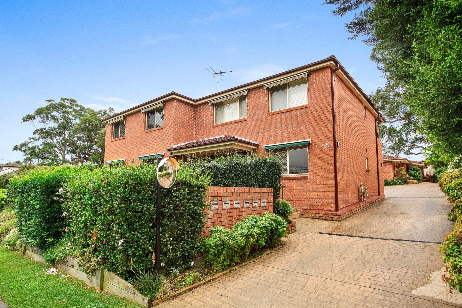 1/125 Coxs Road, North Ryde Sold by Cassidy Real Estate - image 1