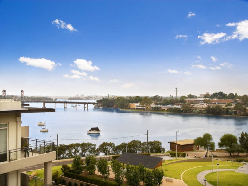 37/5 Bay Drive, Meadowbank Sold by Cassidy Real Estate - image 1