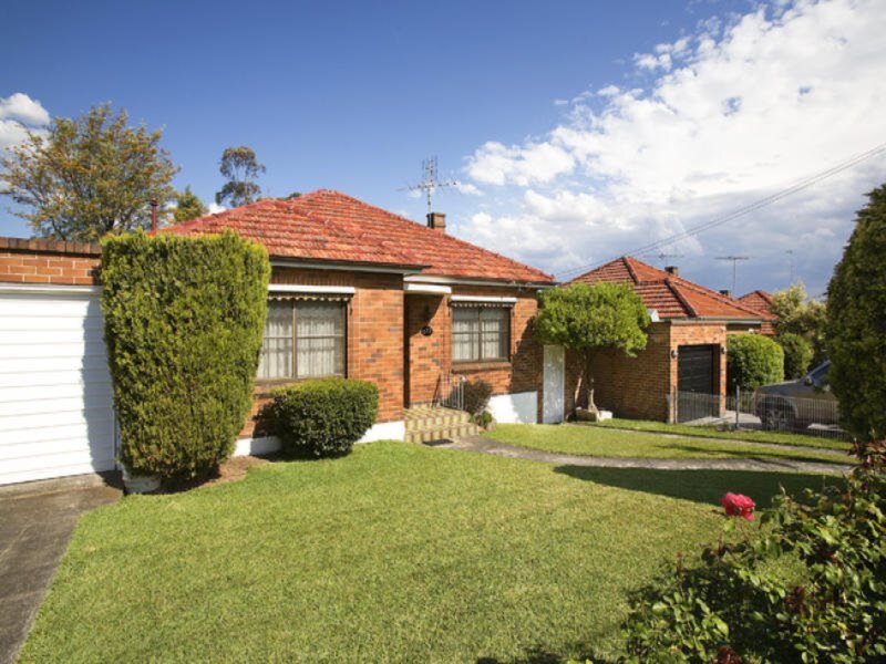 172 Charles Street, Putney Sold by Cassidy Real Estate - image 1