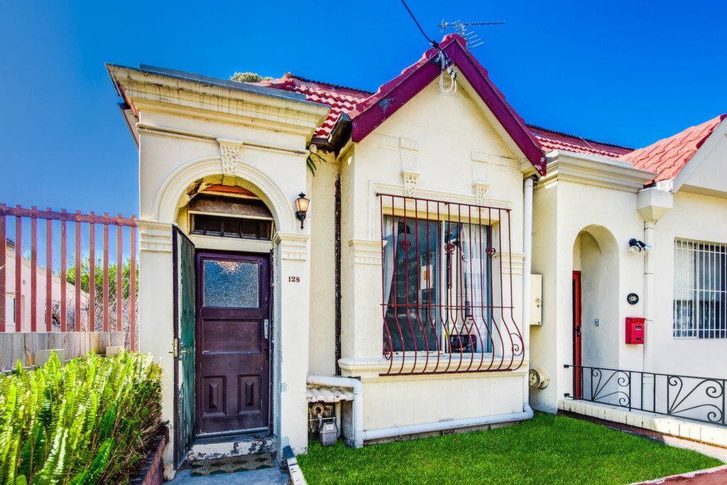 128 Doncaster Avenue, Kensington Sold by Cassidy Real Estate - image 1