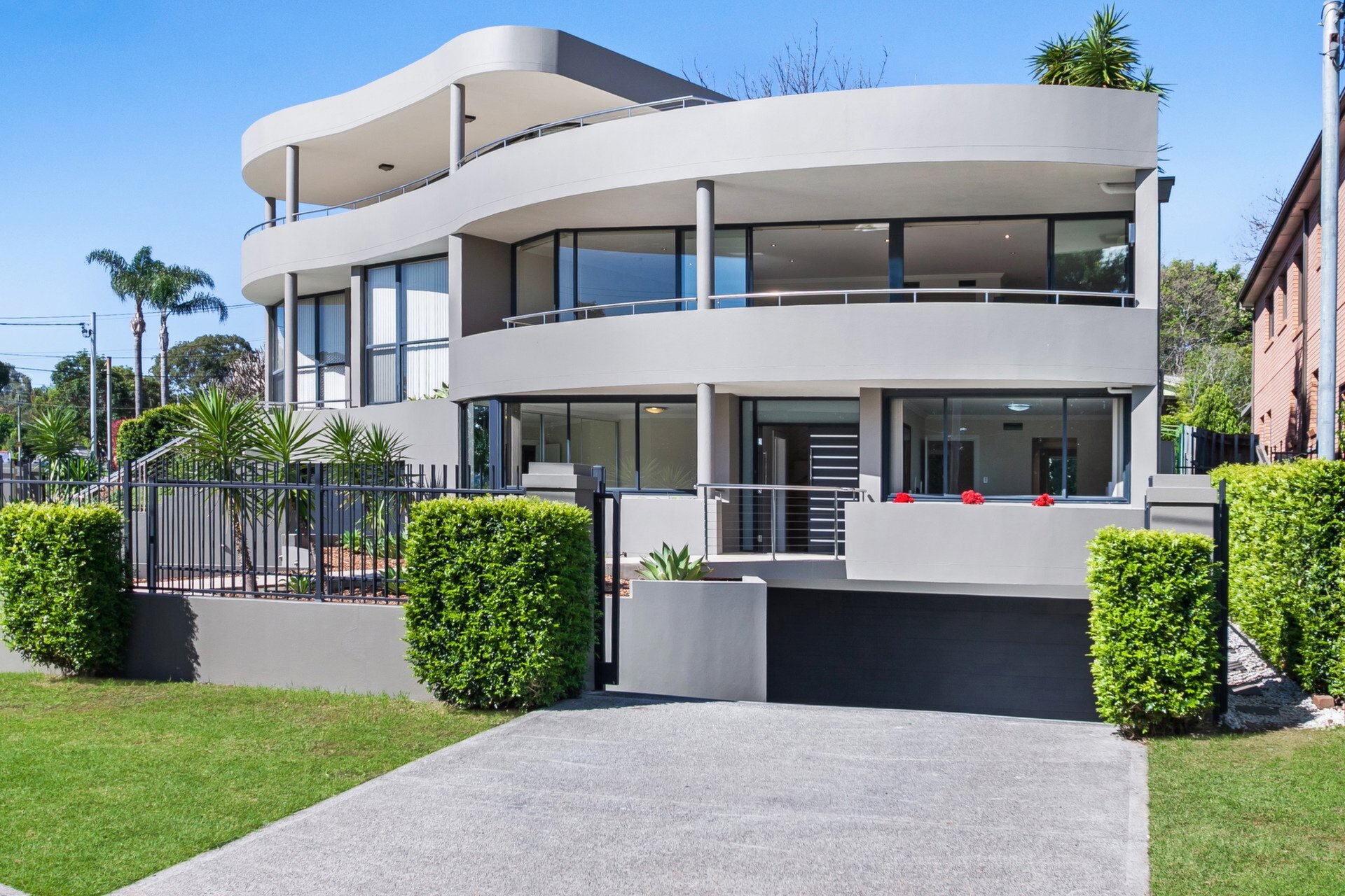 1/79 Waterview Street, Putney Sold by Cassidy Real Estate - image 1
