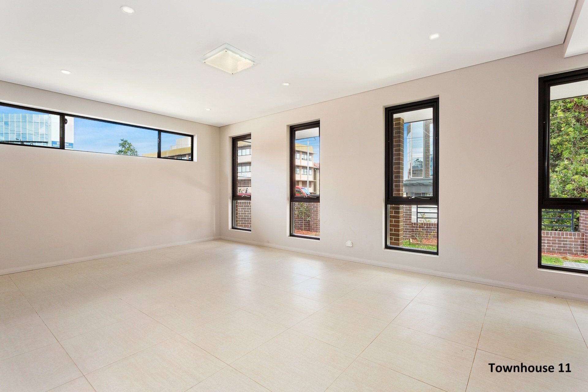 2/601 Blaxland Road, Eastwood Sold by Cassidy Real Estate - image 1