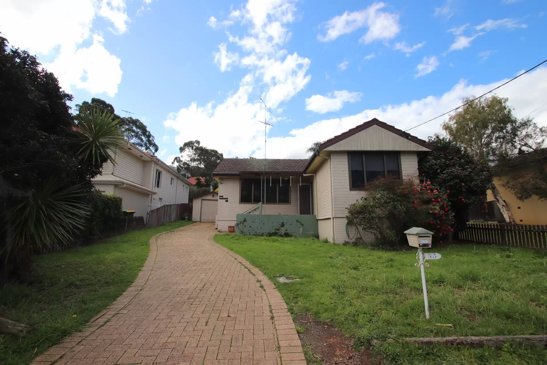33 Brereton Street, Gladesville Leased by Cassidy Real Estate - image 1