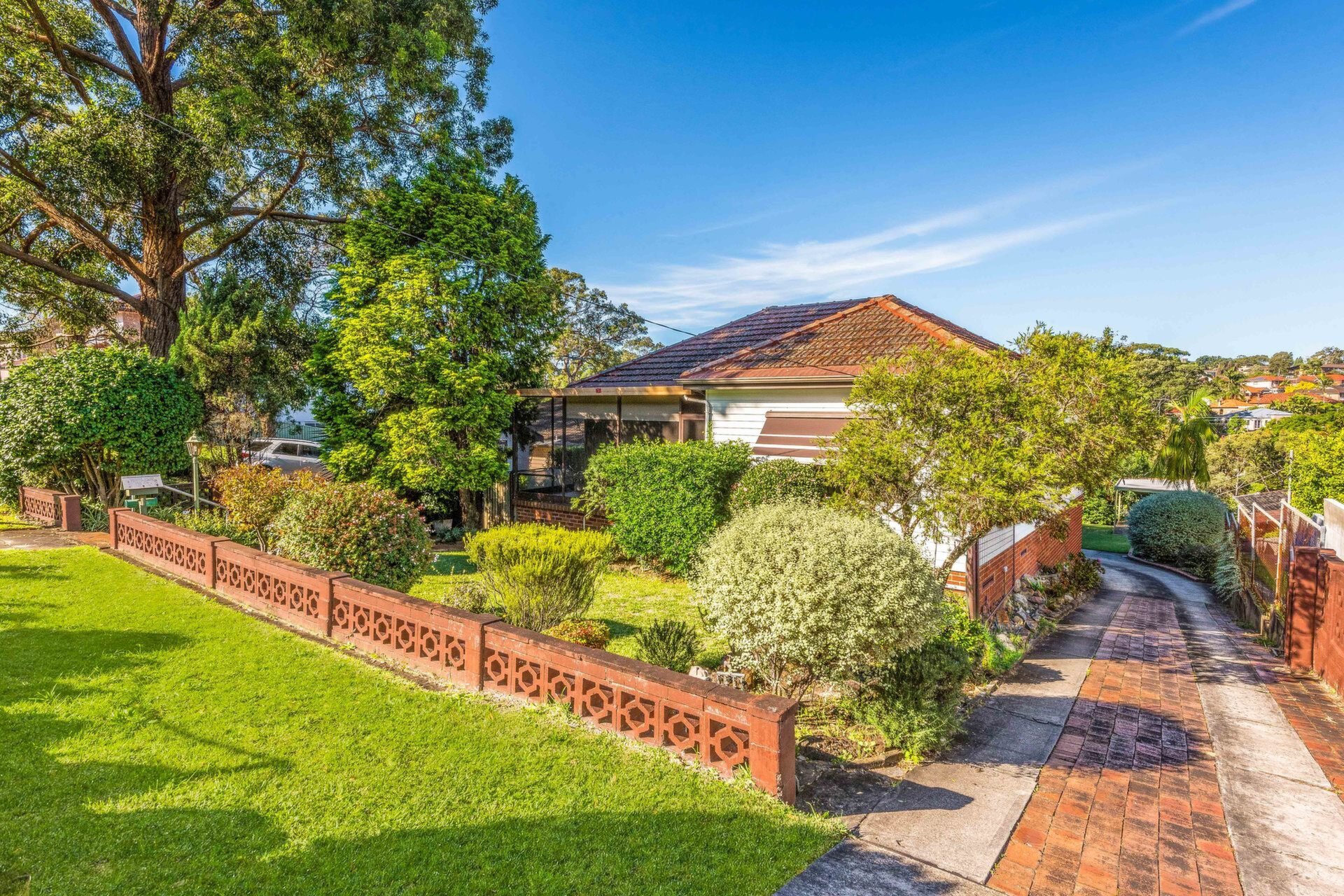 22 Champion Road, Tennyson Point Sold by Cassidy Real Estate - image 1