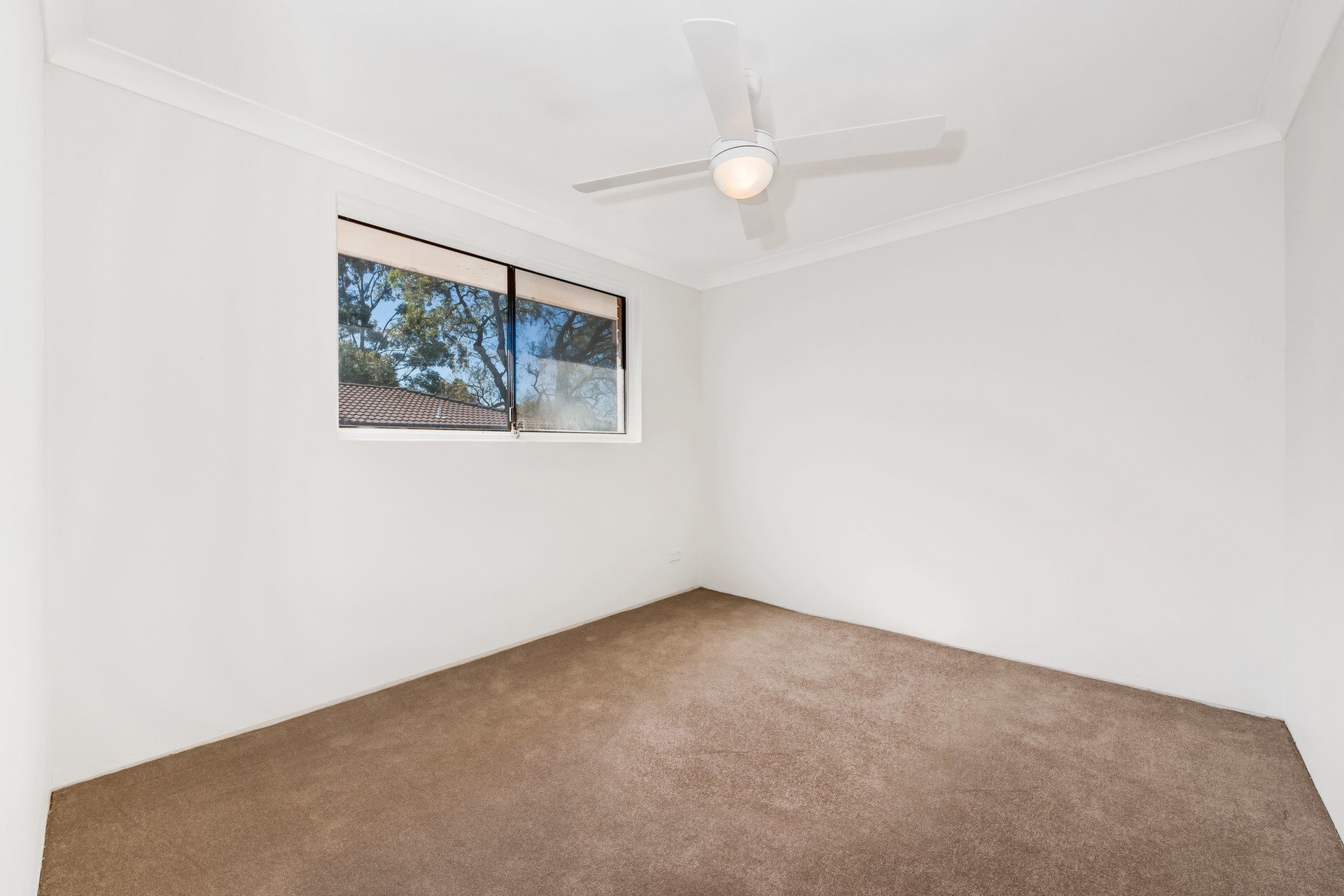 15/126 Crimea Road, Marsfield Sold by Cassidy Real Estate - image 1