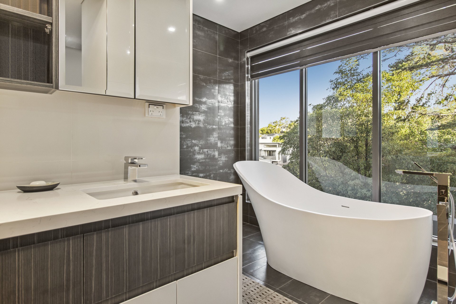 29 Watson Street, Putney Sold by Cassidy Real Estate - image 1