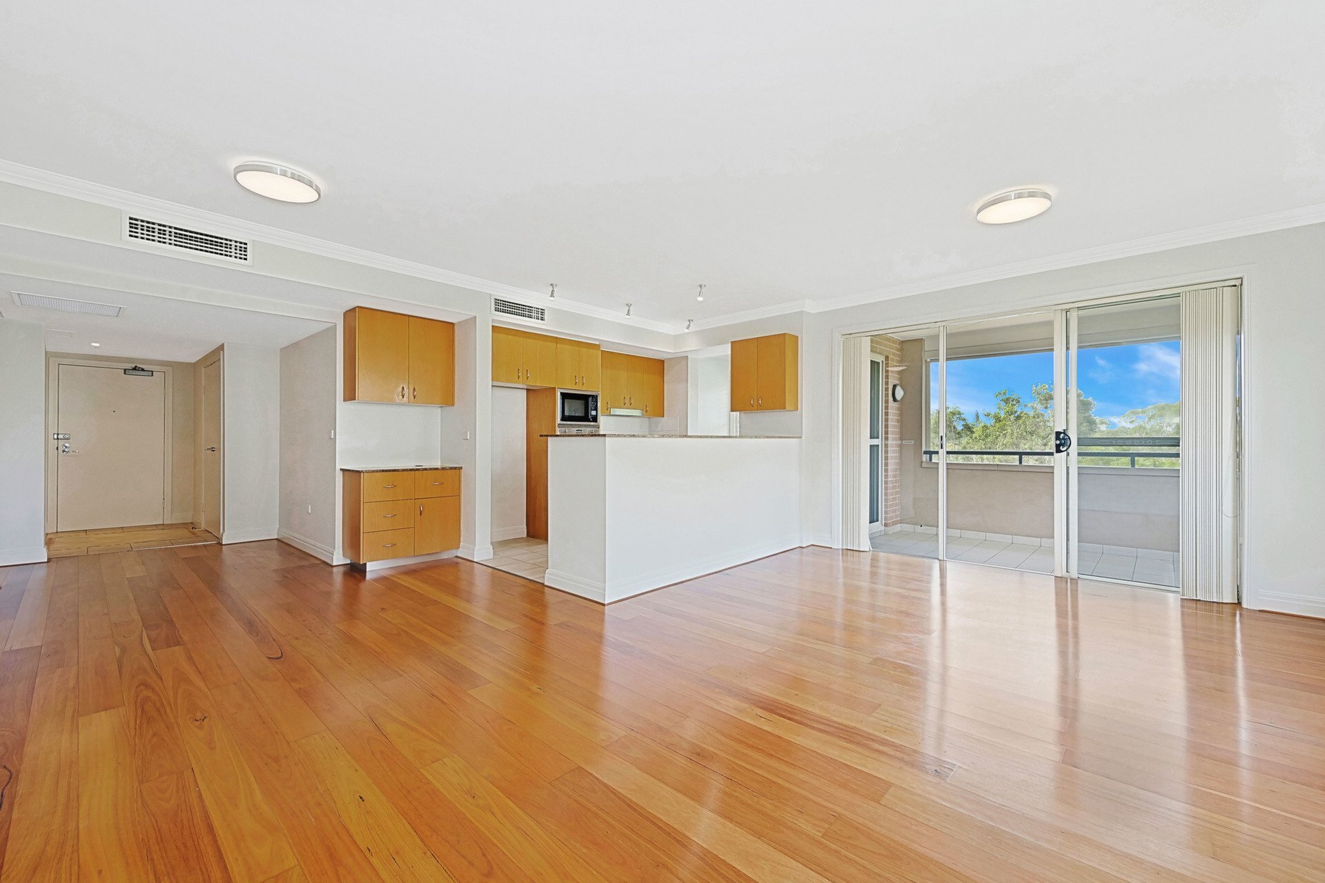 201/6 Karrabee Avenue, Huntleys Cove Sold by Cassidy Real Estate - image 1