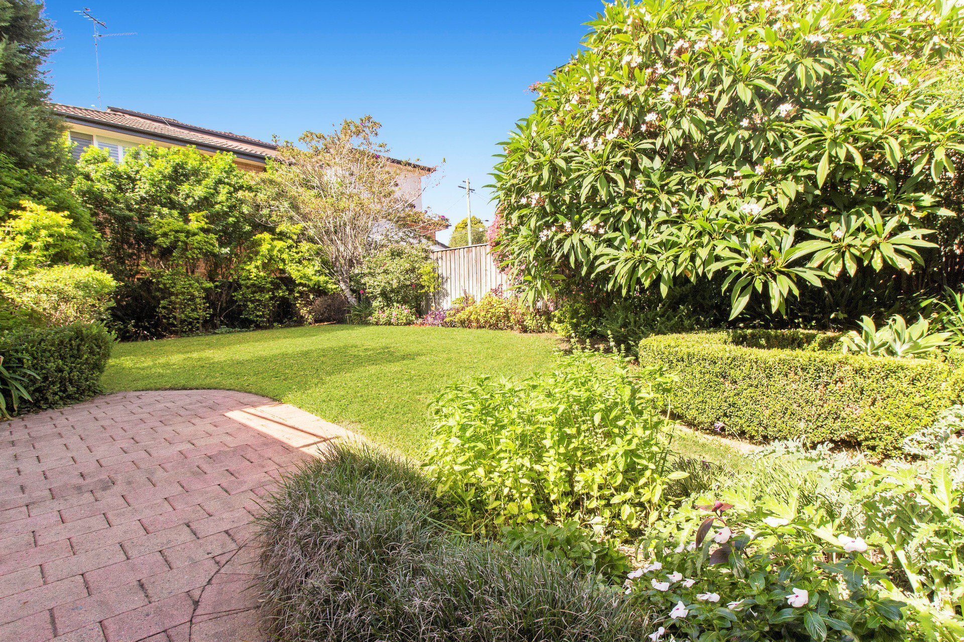 12A Phillip Road, Putney Sold by Cassidy Real Estate - image 1