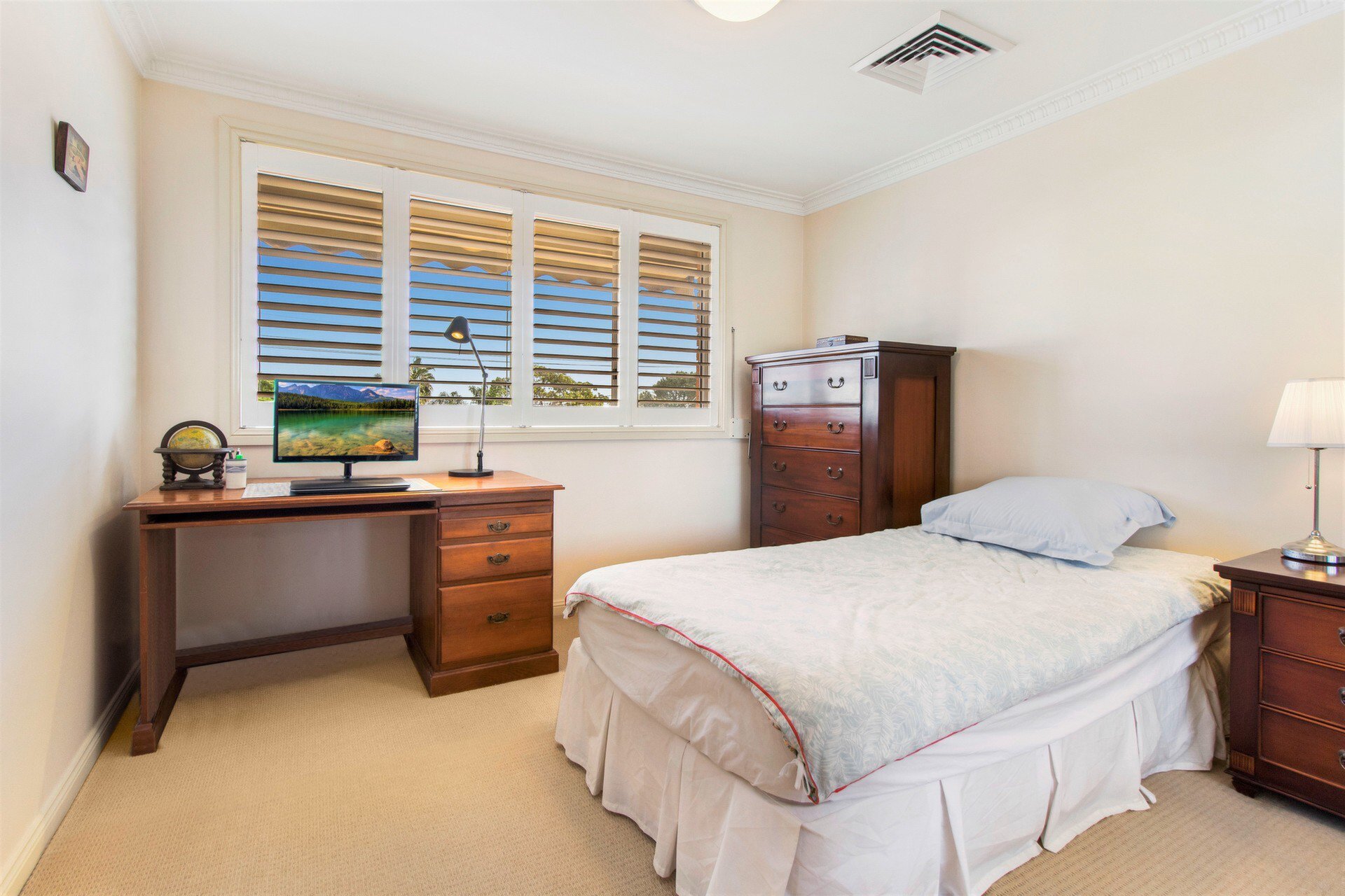 12A Phillip Road, Putney Sold by Cassidy Real Estate - image 1