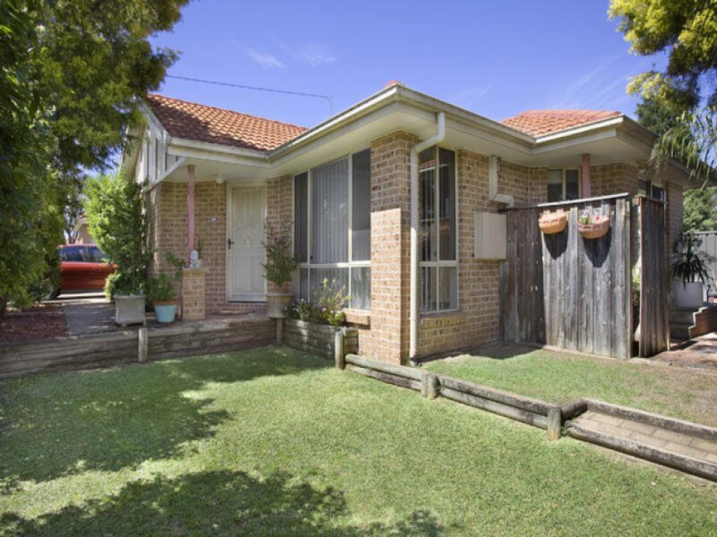 41D Phillip Road, Putney Sold by Cassidy Real Estate - image 1