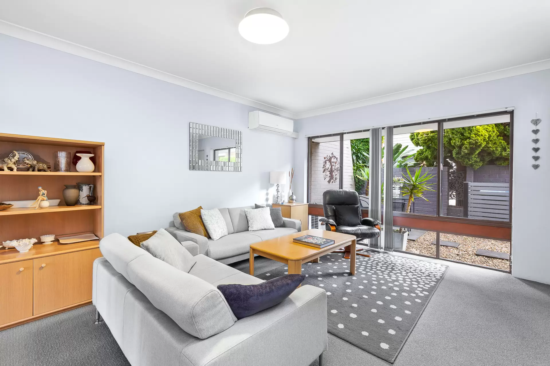 18/10 Batemans Road, Gladesville Sold by Cassidy Real Estate - image 1