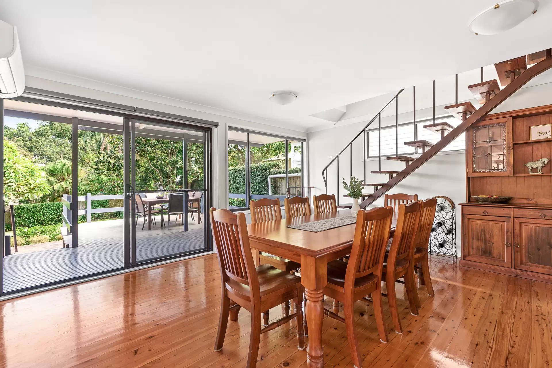 32 Mary Street, Hunters Hill Sold by Cassidy Real Estate - image 1