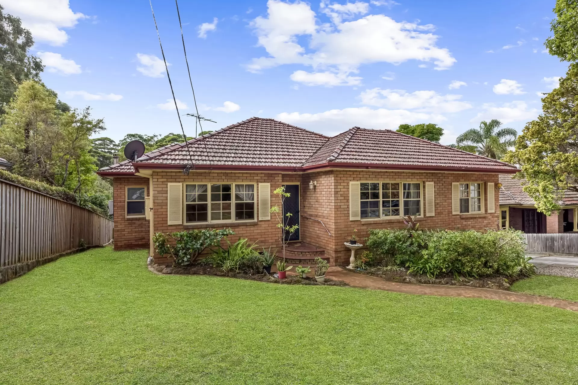 54 Eastwood Avenue, Eastwood Sold by Cassidy Real Estate - image 1