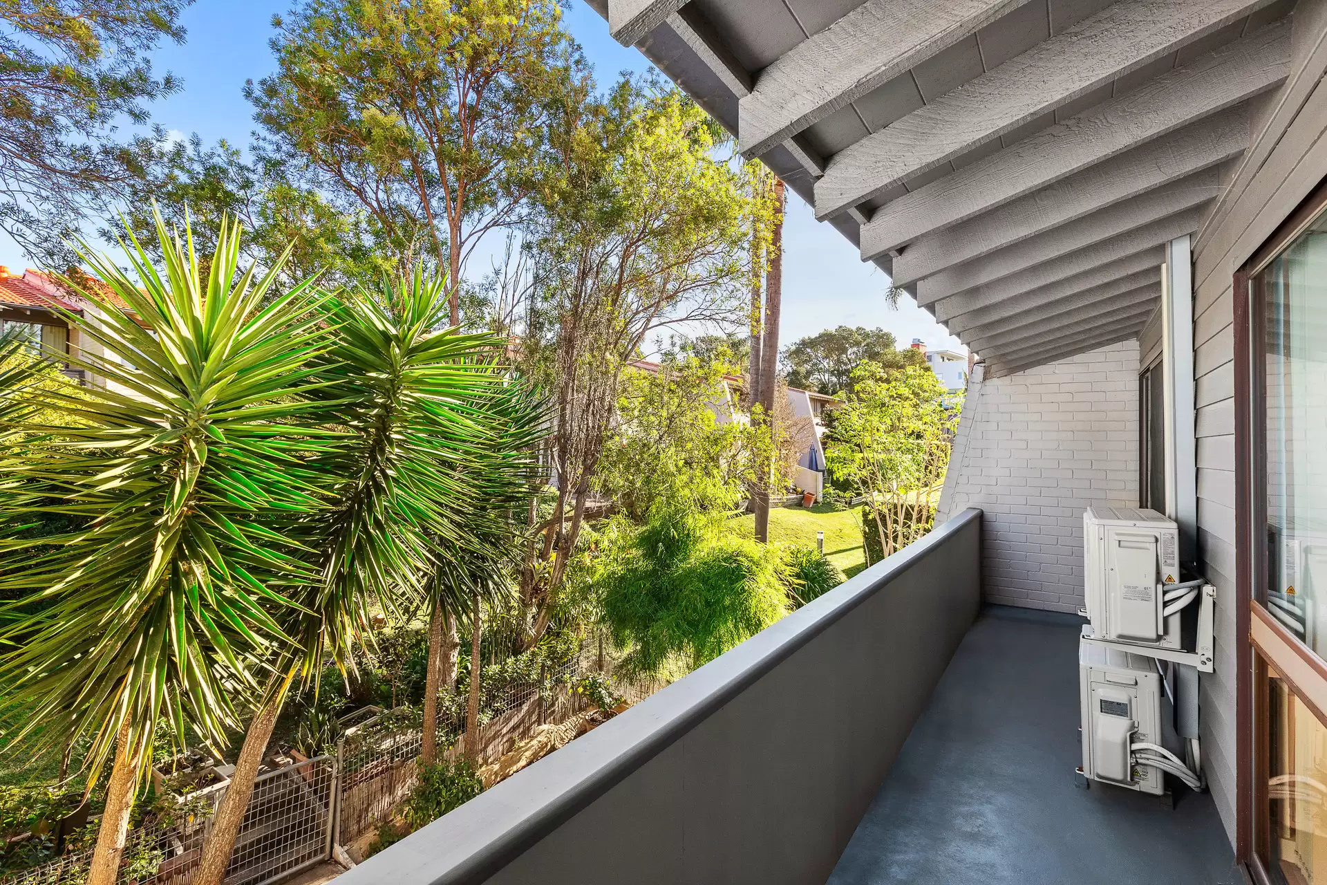 27/10-16 Batemans Road, Gladesville Sold by Cassidy Real Estate - image 1