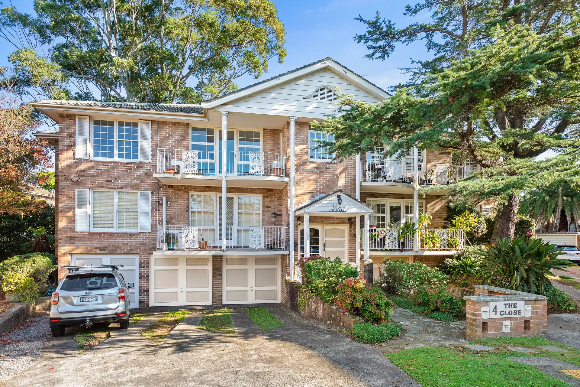 4/4 The Close, Hunters Hill Sold by Cassidy Real Estate - image 1