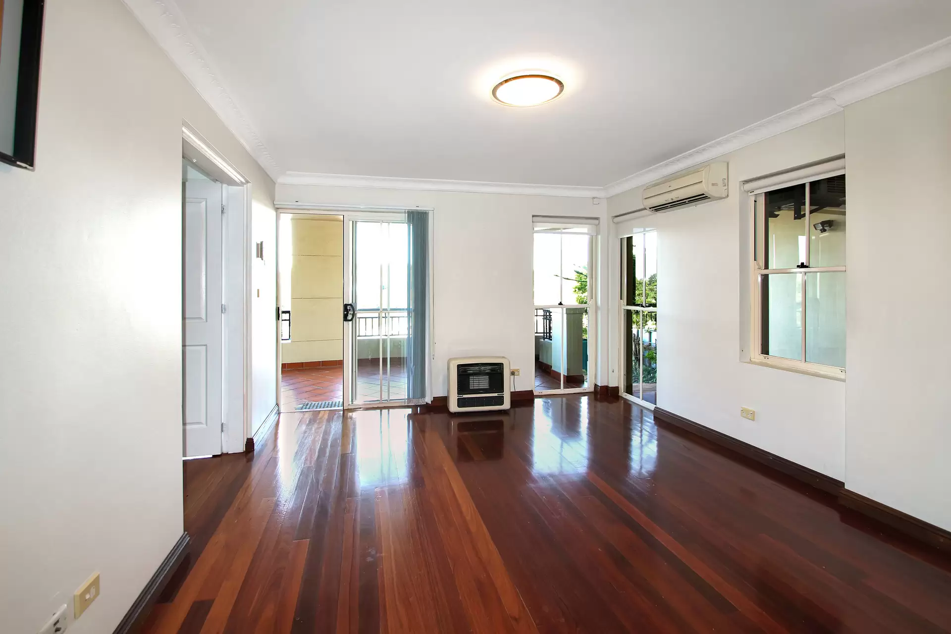 1/20 King Street, Hunters Hill Leased by Cassidy Real Estate - image 1