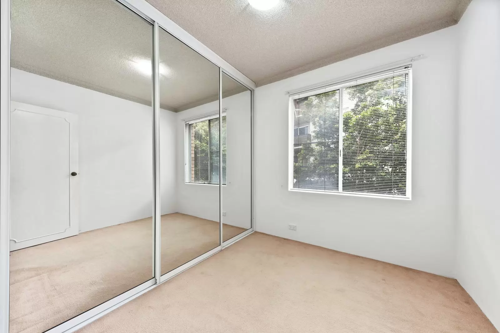5/32-34 Wharf Road, Gladesville Leased by Cassidy Real Estate - image 1